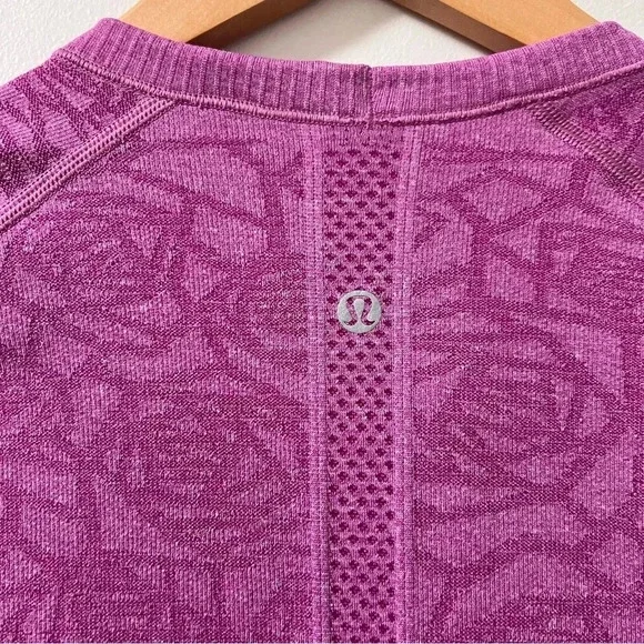 Lululemon Swiftly Tech Short Sleeve Crew Size 6 - Picture 8 of 11